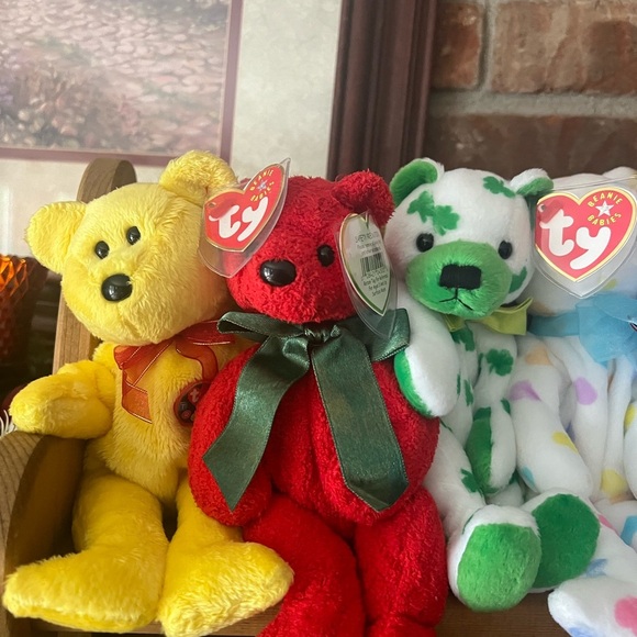 TY BEANIE BABIE BEARS -
NEW WITH TAGS ORIGINAL & RETIRED - Picture 4 of 9